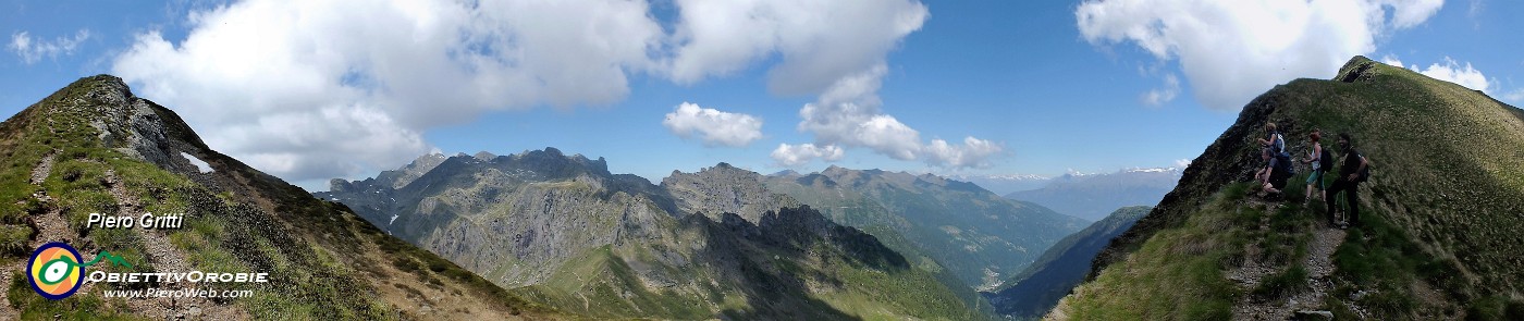 28 In cresta sul Monte di Sopra.jpg